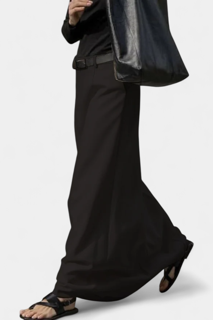 FALDA H-LINE CON ESTILO URBANO