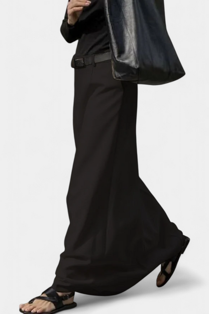 FALDA H-LINE CON ESTILO URBANO