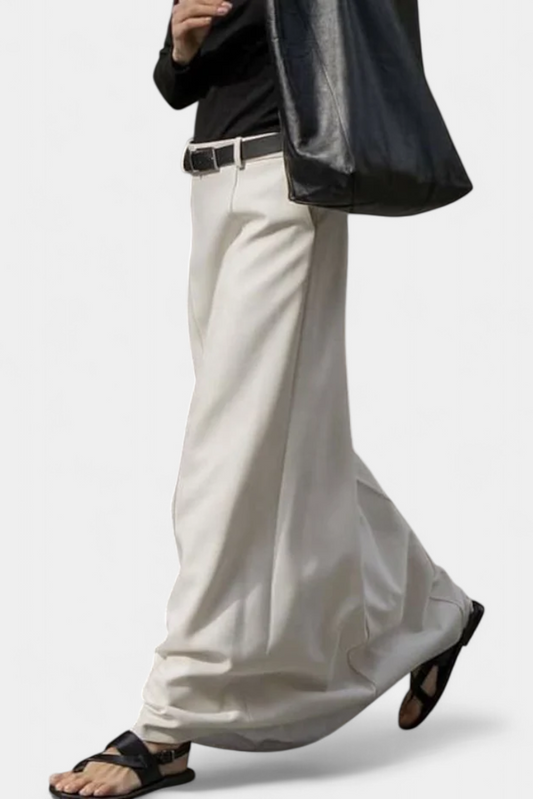 FALDA H-LINE CON ESTILO URBANO