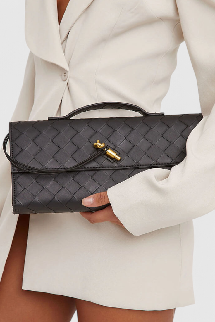 Bolso Baguette Nudo Dorado
