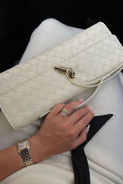 Bolso Baguette Nudo Dorado